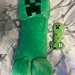 Green Creeper Plush Toy Set
